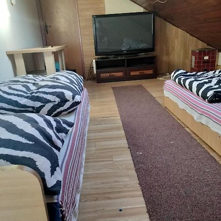 Pokoje Kwatery Noclegi 690490890 Konin  Kültér fotó